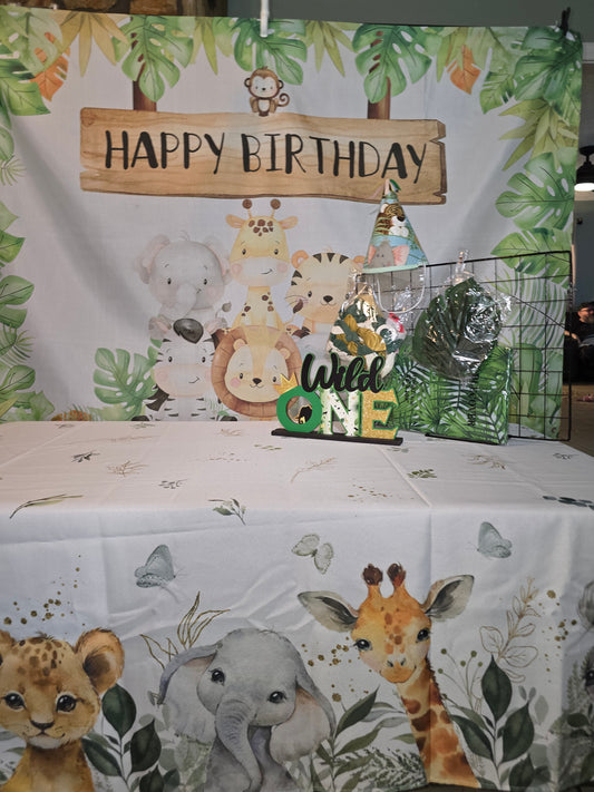 Wild One Birthday Hat Banner and Tabelcloth